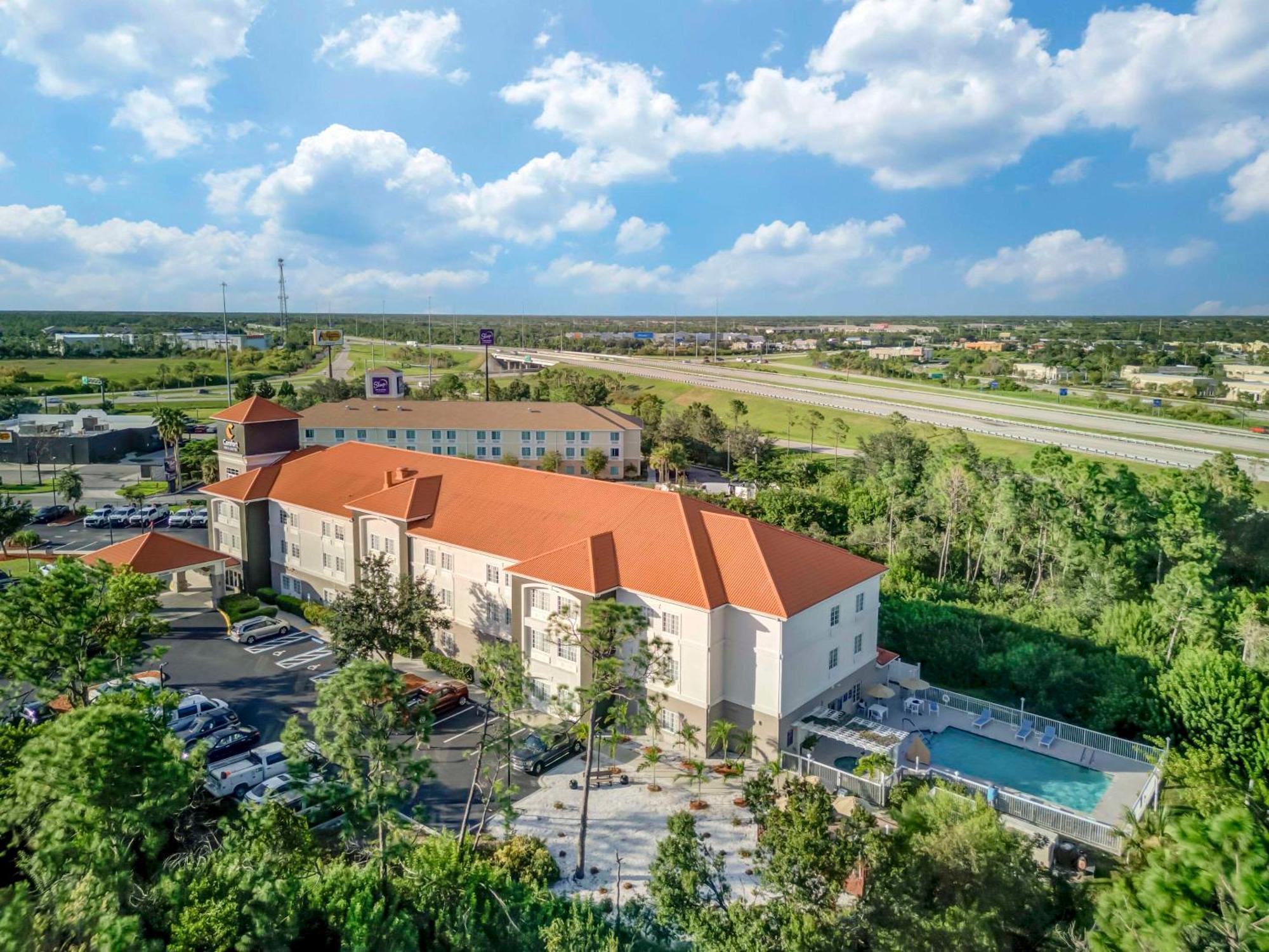 Comfort Inn & Suites Port Charlotte-Punta Gorda Exterior foto
